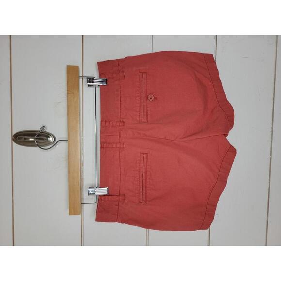 J Crew size 2 rusty coral cotton broken in chino shorts - Picture 2 of 5